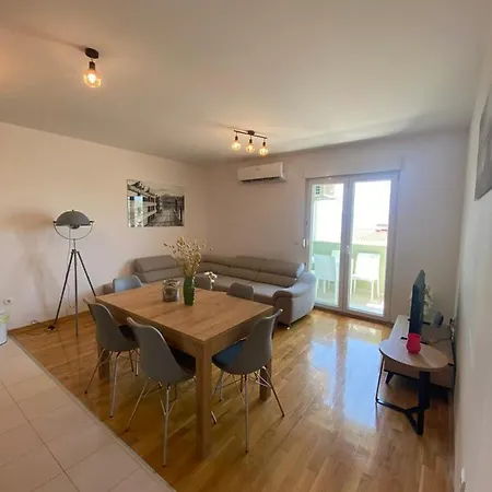 Comfort Sea View Apartamento Omiš